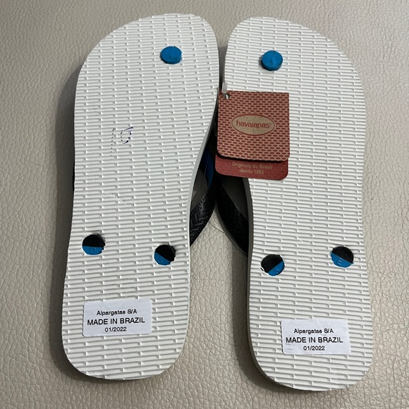 NWT - Havaianas x Mickey Mouse Flip Flop - Made in Brazil - US 10, US 11 - Picture 4 of 5